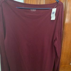 Gap long sleeve light weight tee
